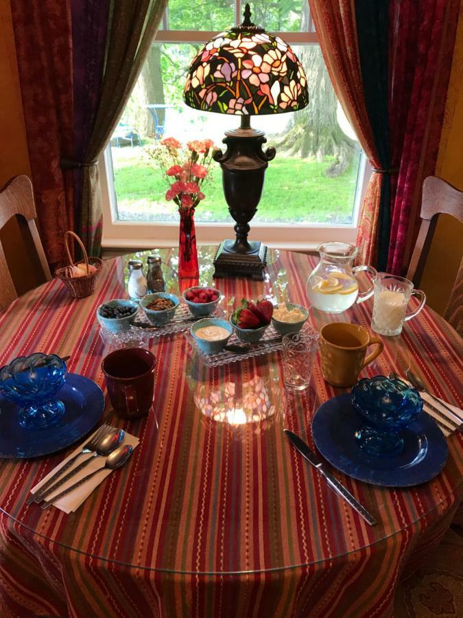 Vacationhouse Bed & Breakfast Ulster Park ภายนอก รูปภาพ